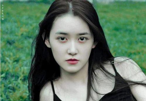 蒋依依最近生活照,生活照展现清新日常