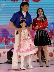 成龙动态表情包图片,成龙动态表情包，带你领略功夫巨星的多面魅力